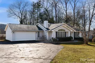 120 Burge Mountain Rd, Hendersonville, NC 28792 - Photo 3