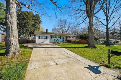 904 15th Street NW, Conover, NC 28613 - Photo 3