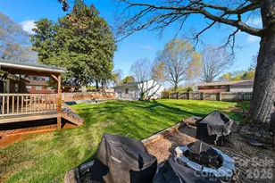 904 15th St NW, Conover, NC 28613 - Photo 11