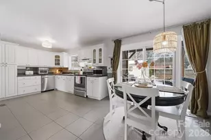 904 15th St NW, Conover, NC 28613 - Photo 9