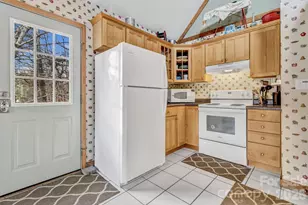 376 Ox Crk Rd, Weaverville, NC 28787 - Photo 31