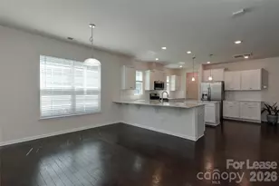 8017 Cornhill Ave, Charlotte, NC 28277 - Photo 15