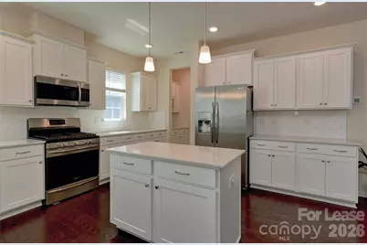 8017 Cornhill Avenue, Charlotte, NC 28277 - Photo 11