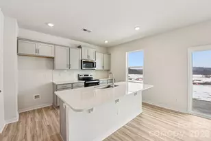 470 Janie Circle, Newton, NC 28658 - Photo 7