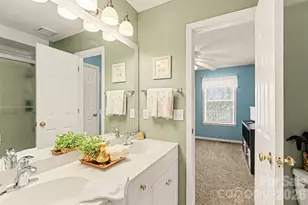 6421 Skyline Dr, Charlotte, NC 28269 - Photo 15