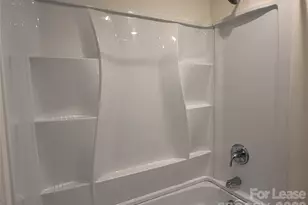 2021 Oakdale Rd, Charlotte, NC 28216 - Photo 11