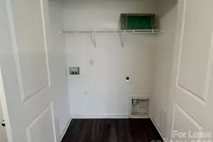 2021 Oakdale Rd, Charlotte, NC 28216 - Photo 13