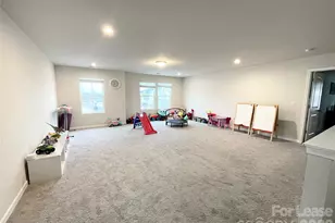 9033 Buckley Ct, Charlotte, NC 28269 - Photo 13