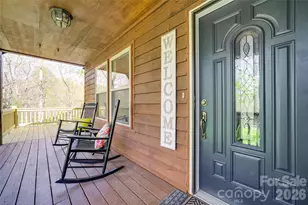 24 Oakwood Rd, Candler, NC 28715 - Photo 5