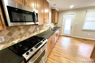 4334 Applegate Rd, Charlotte, NC 28209 - Photo 5