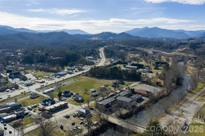 3264 Broad Street, Clyde, NC 28721 - Photo 11