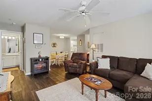 37 Hamiltons Harbor Dr, Clover, SC 29710 - Photo 9