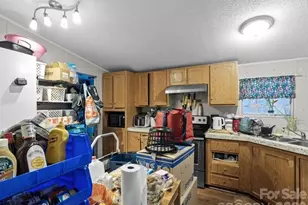 3155 Umberger Rd, Cleveland, NC 27013 - Photo 9