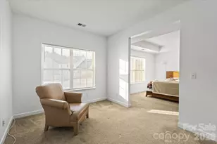 8227 4 Sisters Ln, Charlotte, NC 28215 - Photo 21