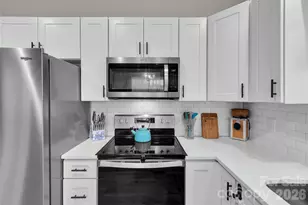 549 Castlewood Cir, Rock Hill, SC 29730 - Photo 9