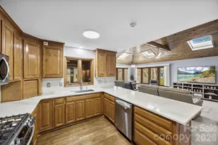 1419 Stoneyridge Dr, Charlotte, NC 28214 - Photo 11