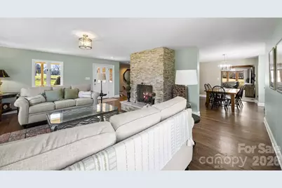 1419 Stoneyridge Drive, Charlotte, NC 28214 - Photo 5