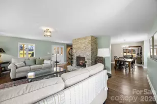 1419 Stoneyridge Dr, Charlotte, NC 28214 - Photo 5