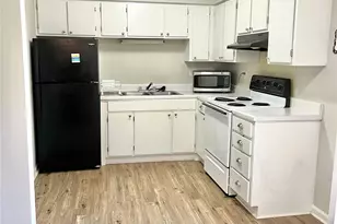 2014 Countrymens Ct, Charlotte, NC 28210 - Photo 3