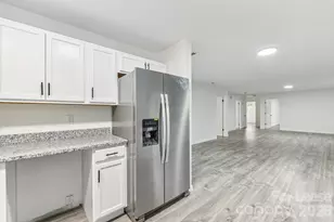 530 11th St Pl SW, Hickory, NC 28602 - Photo 13