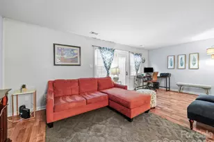 8078 Knights Bridge Rd, Charlotte, NC 28210 - Photo 11