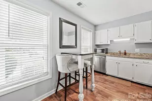 8078 Knights Bridge Rd, Charlotte, NC 28210 - Photo 7