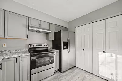 6134 Bent Tree Court, Charlotte, NC 28212 - Photo 3