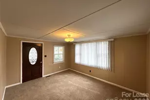 3131 Seymour Dr, Charlotte, NC 28208 - Photo 3