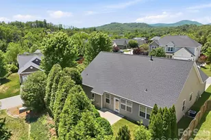 1 Breyerton Ct, Asheville, NC 28804 - Photo 35