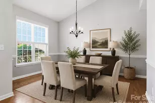 1 Breyerton Ct, Asheville, NC 28804 - Photo 5