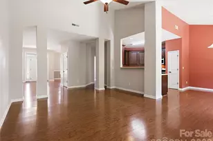 1 Breyerton Ct, Asheville, NC 28804 - Photo 9