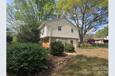 4709 Oakwood Circle, Gastonia, NC 28056 - Photo 9