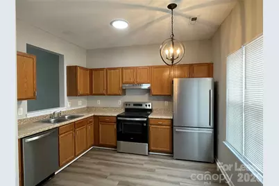 3129 Nevin Place Drive, Charlotte, NC 28269 - Photo 5