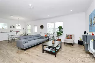 13140 Sudwick Ln, Charlotte, NC 28278 - Photo 17