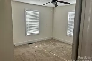 66 Hope St, Wadesboro, NC 28170 - Photo 17