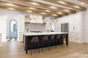 313 Wonderwood Dr, Charlotte, NC 28211 - Photo 9