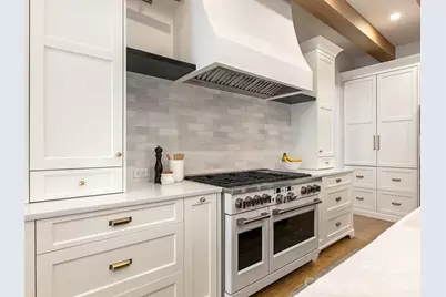 313 Wonderwood Drive, Charlotte, NC 28211 - Photo 11