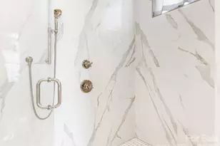 313 Wonderwood Dr, Charlotte, NC 28211 - Photo 21