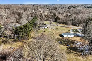 5191 Fewell Rd, Clover, SC 29710 - Photo 13