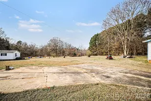 5191 Fewell Rd, Clover, SC 29710 - Photo 3