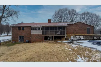 1621 Dakota Drive, Hudson, NC 28638 - Photo 7