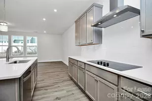 6029 Mariemont Cir, Charlotte, NC 28226 - Photo 13