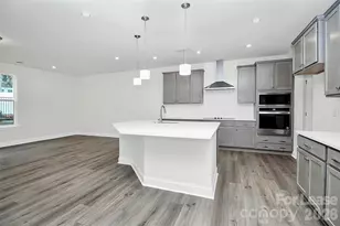 6029 Mariemont Cir, Charlotte, NC 28226 - Photo 15