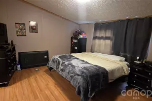 85 Vance Ave, Black Mountain, NC 28711 - Photo 9