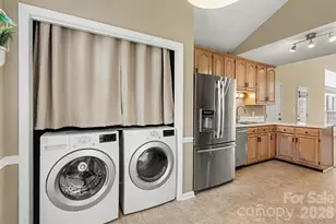 8414 Woodford Bridge Dr, Charlotte, NC 28216 - Photo 13