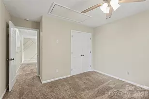 8414 Woodford Bridge Dr, Charlotte, NC 28216 - Photo 23