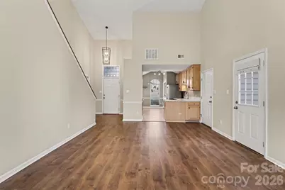 8414 Woodford Bridge Drive, Charlotte, NC 28216 - Photo 5