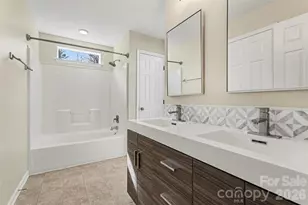 8414 Woodford Bridge Dr, Charlotte, NC 28216 - Photo 17