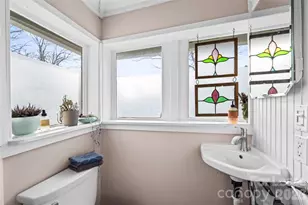 5 Westchester Dr, Asheville, NC 28803 - Photo 9