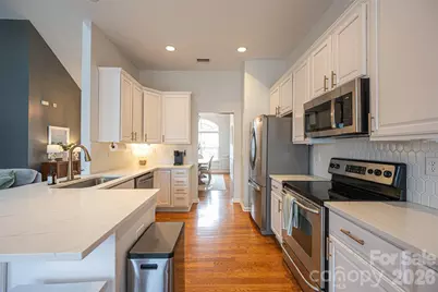 6016 Kirkwynd Commons Drive, Charlotte, NC 28278 - Photo 15